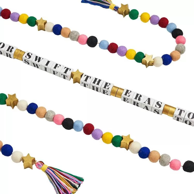 Taylor Swift – The Eras Tour Friendship Bracelet Garland