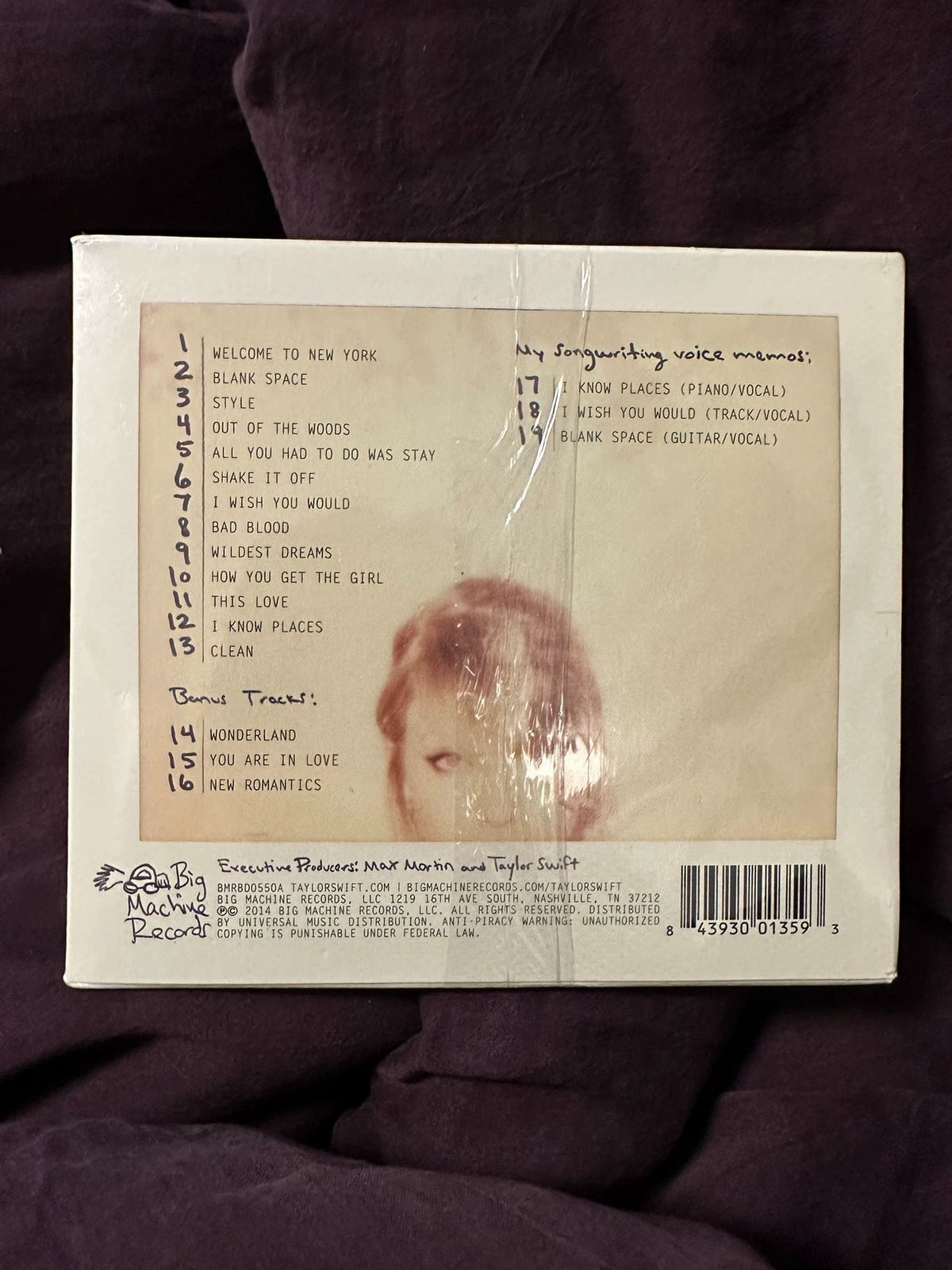 Taylor Swift – 1989 – US Target Deluxe CD, Rear Scratch – actual item photograph 2