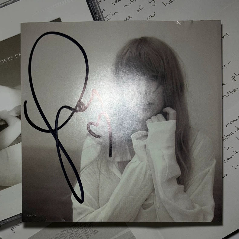 Taylor Swift – The Tortured Poets Department Signed CD — detail 2