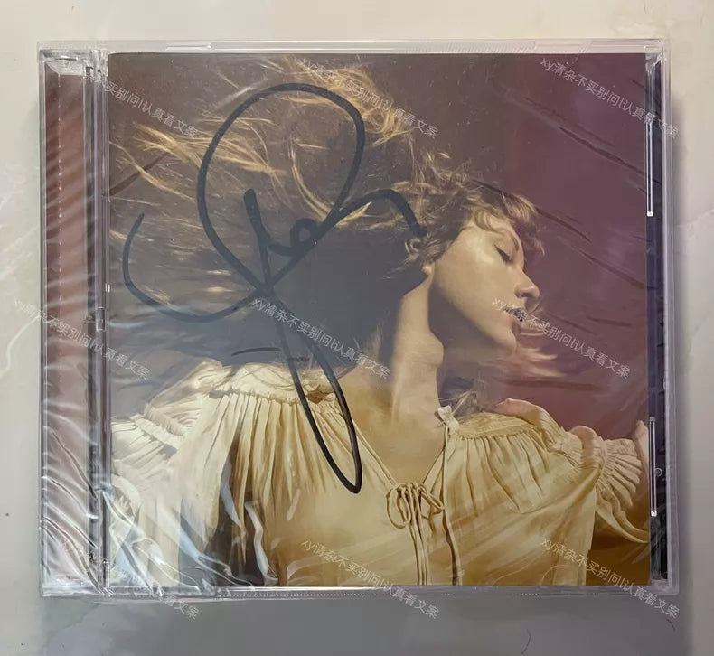 Taylor Swift – Fearless (Taylor’s Version) Signed CD