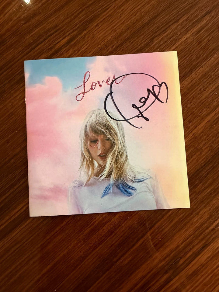 Taylor Swift – Lover, Seller-Listed Signed Lyric Booklet