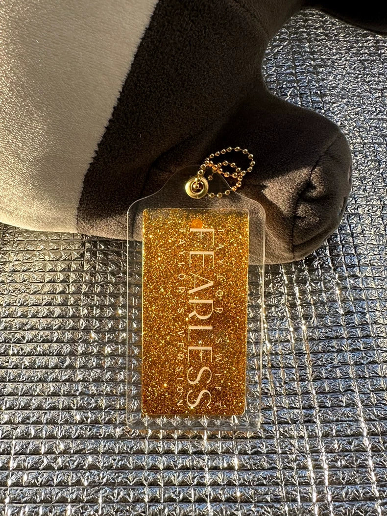Taylor Swift – Fearless Gold Glitter Keychain – photo 4