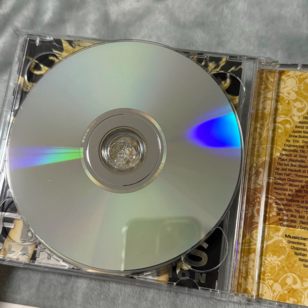 Taylor Swift – Fearless Platinum Edition, Japanese CD + DVD – photo 9