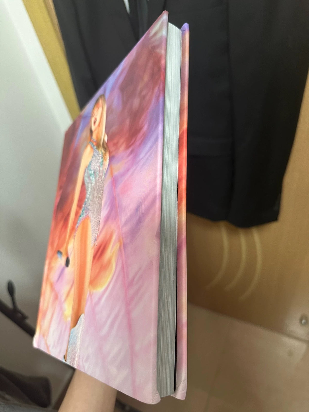 Taylor Swift – The Official Eras Tour Book – Hardcover, Corner Wear