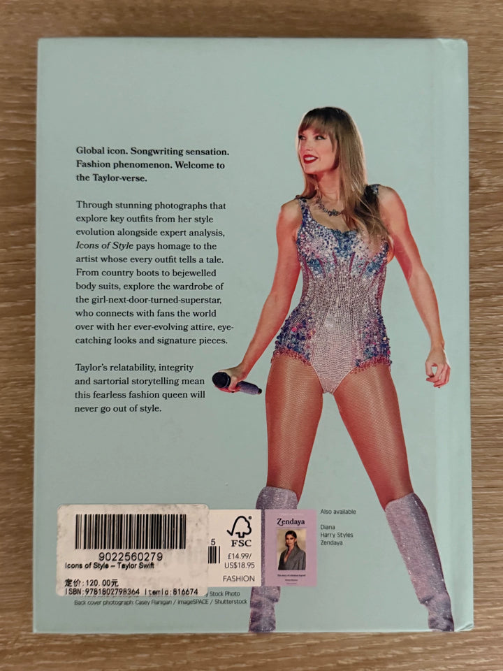 Taylor Swift – Icons of Style, English Hardcover Book