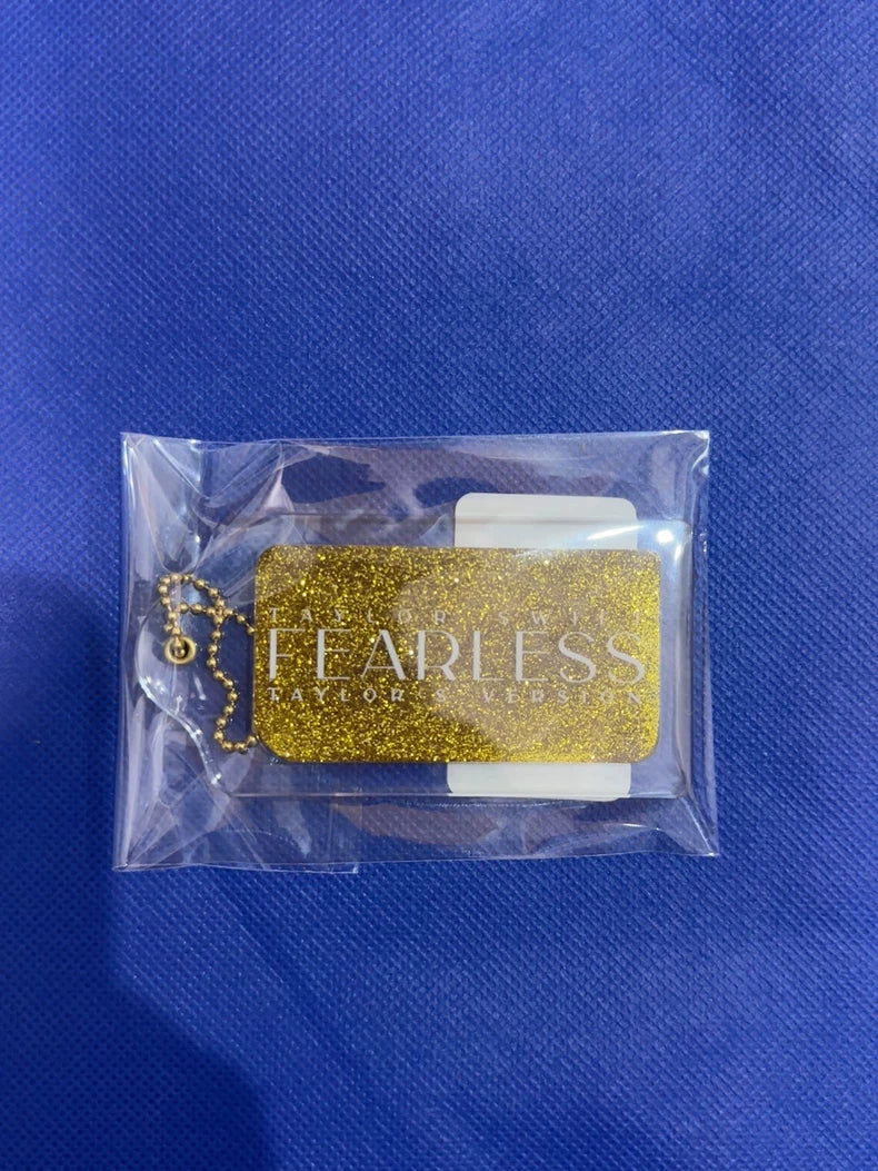 Taylor Swift – Fearless Gold Glitter Keychain – photo 6
