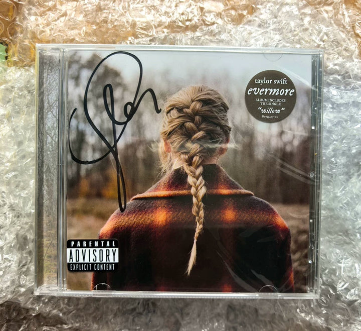 Taylor Swift – Evermore – Signed CD – Fine-Pen Signature