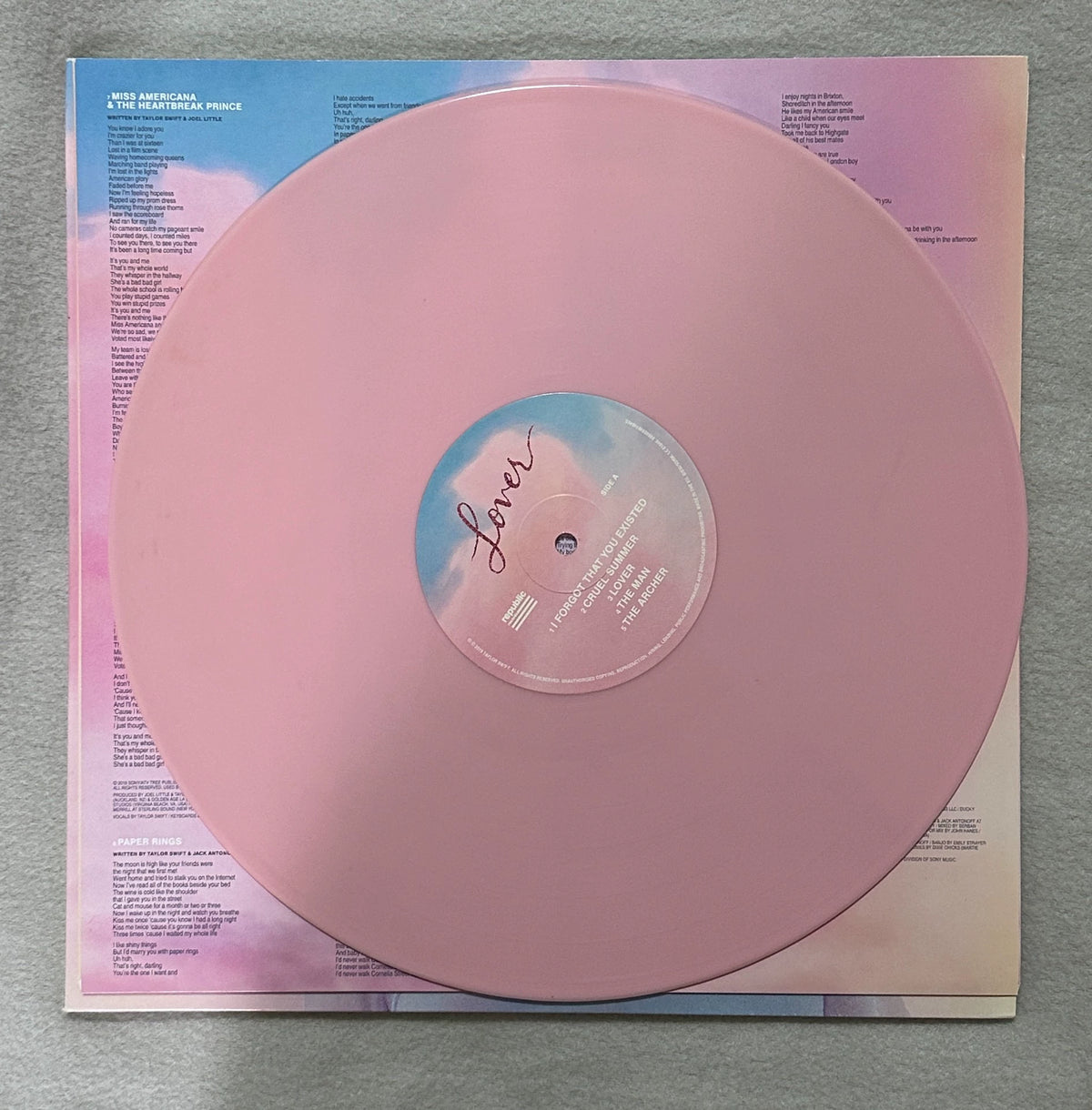 Taylor Swift – Lover – European Pink & Blue Vinyl (2LP)
