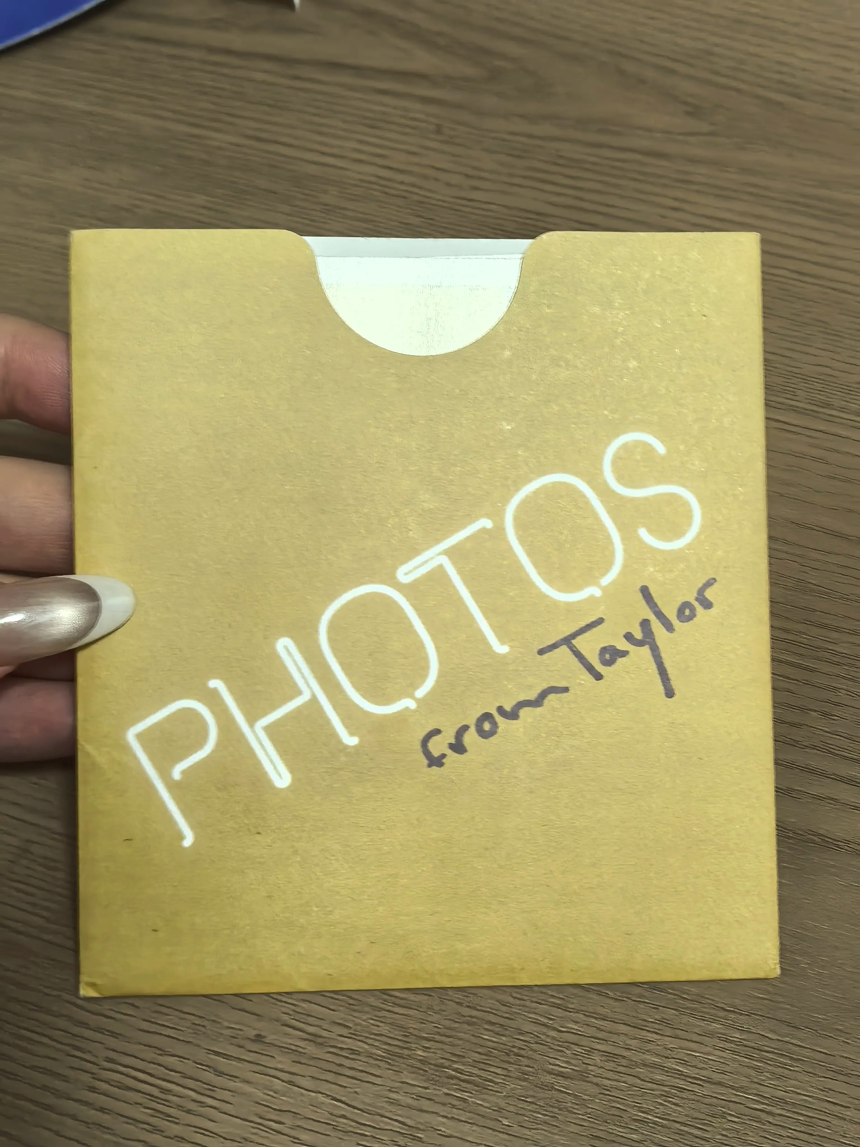 Taylor Swift – 1989 Polaroid Photo Set 3