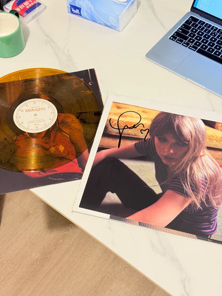 Taylor Swift Midnights Mahogany signed vinyl with heart autograph card