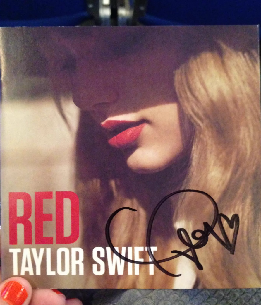 Taylor Swift Red Original Hand-Signed CD Rare Heart Autograph 2014 Tour VIP