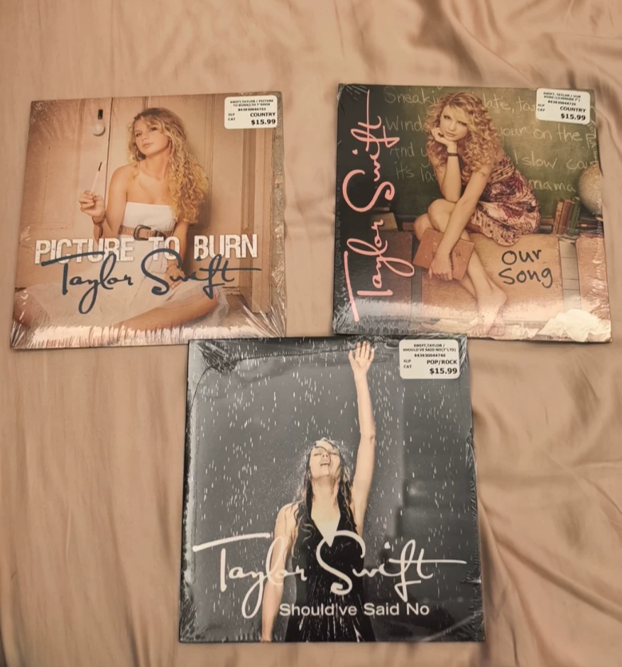 Taylor Swift Rare 7" Single Vinyl Set (Limited 4000 Pressing, 3 Singles)