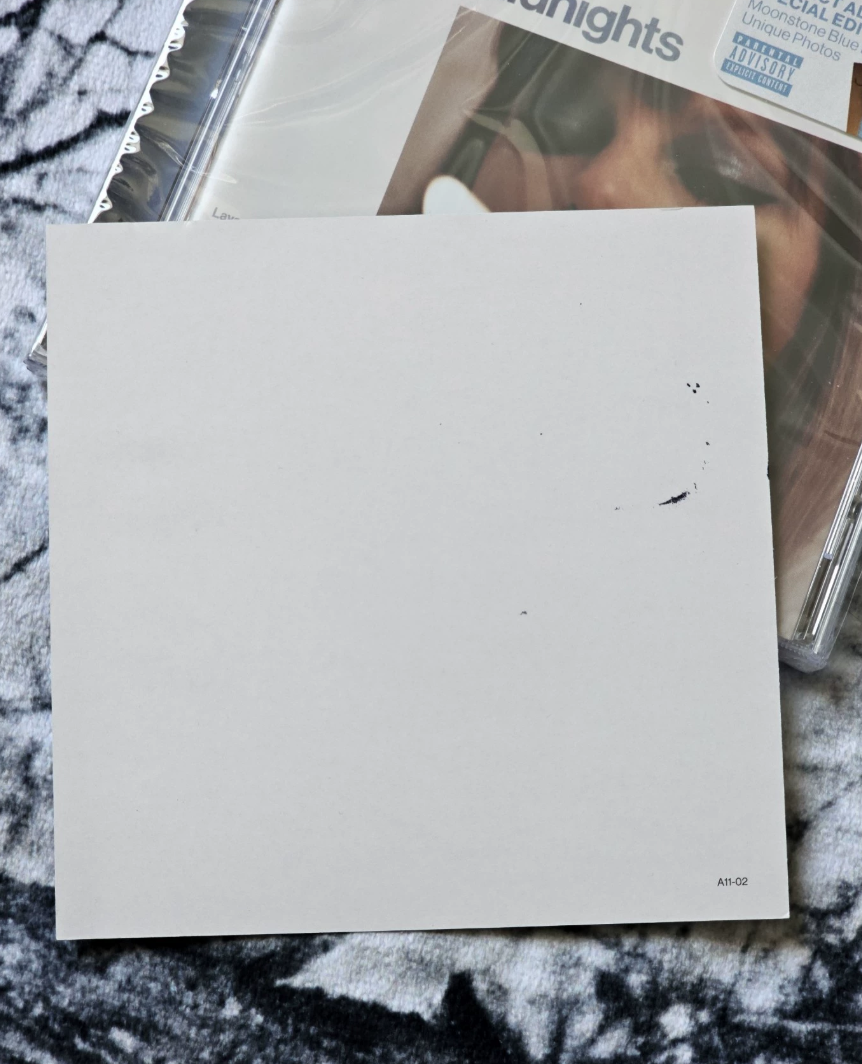 Taylor Swift – Midnights Moonstone Blue Signed CD Special Signature Opened