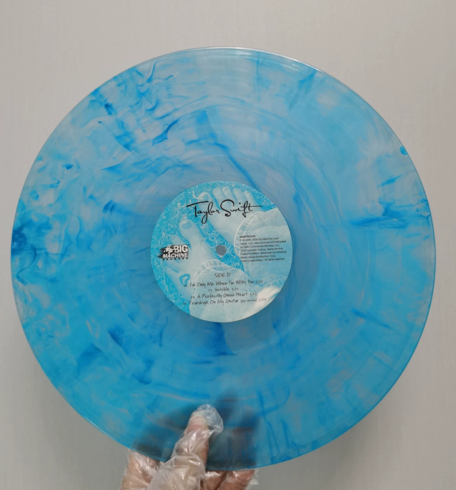 Taylor Swift – Debut RSD Blue Vinyl Limited 3750 Numbered 2692 Opened