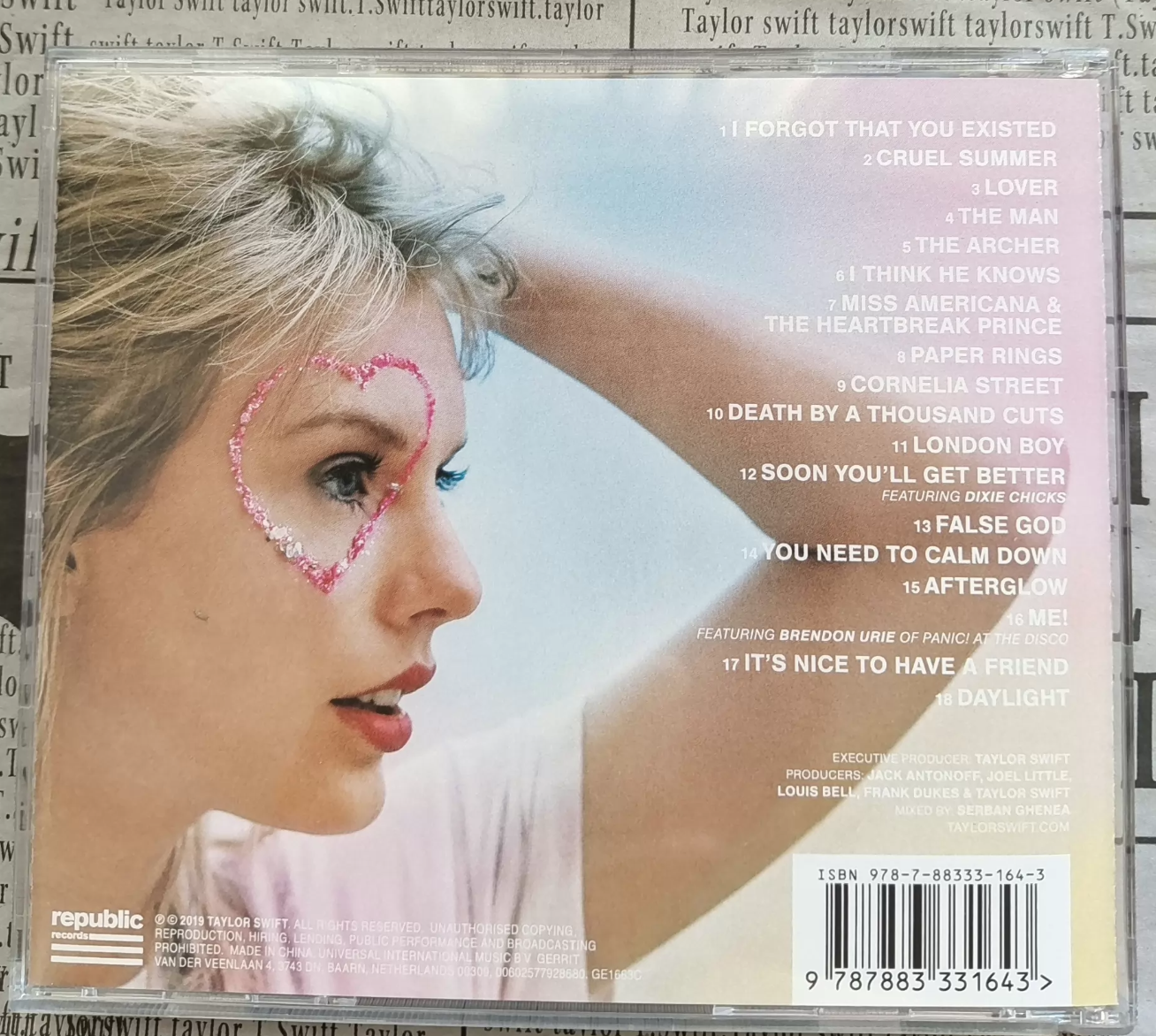Taylor Swift – Lover Signed CD Heart Signature Complete Box Set