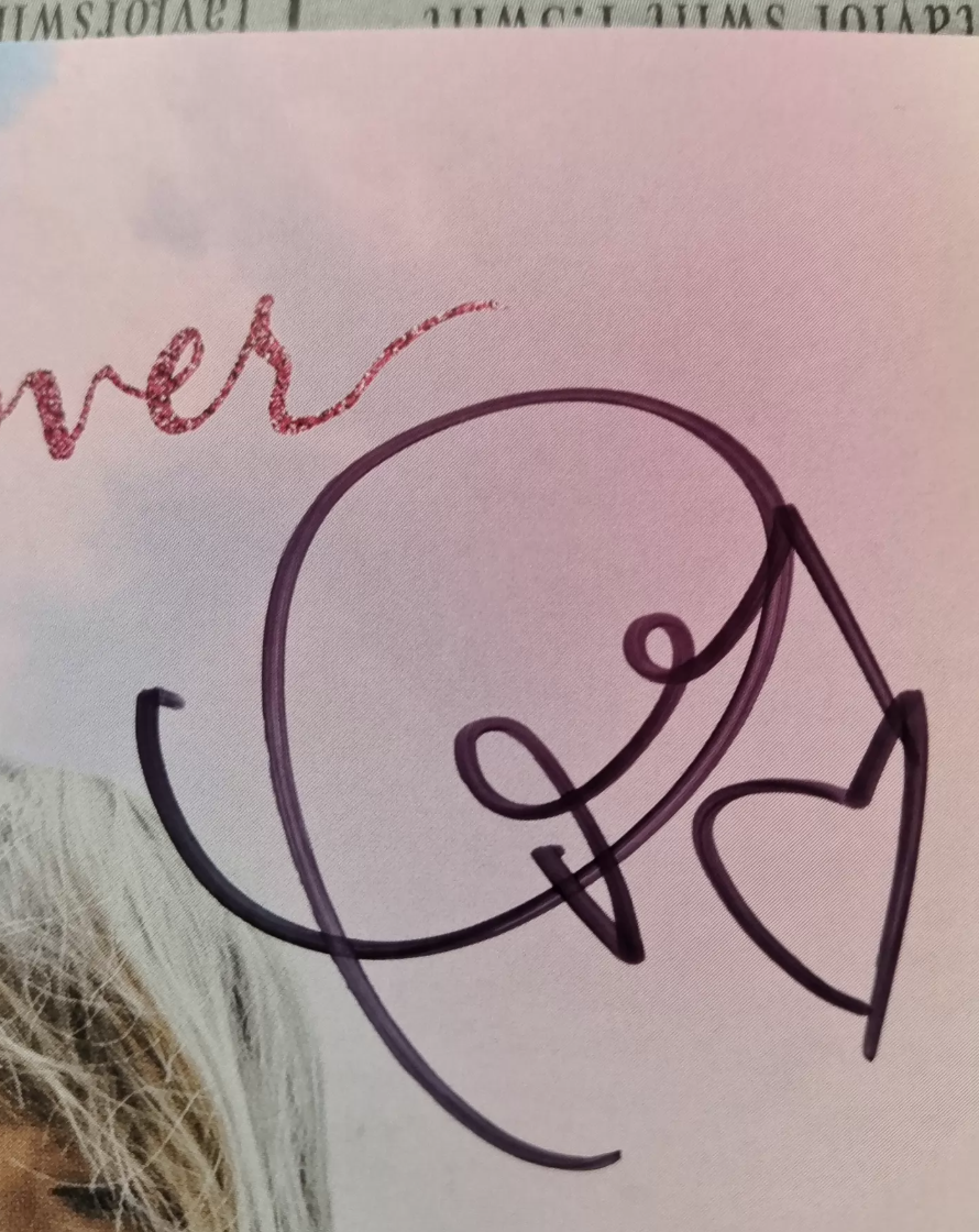 Taylor Swift – Lover Signed CD Heart Signature Complete Box Set