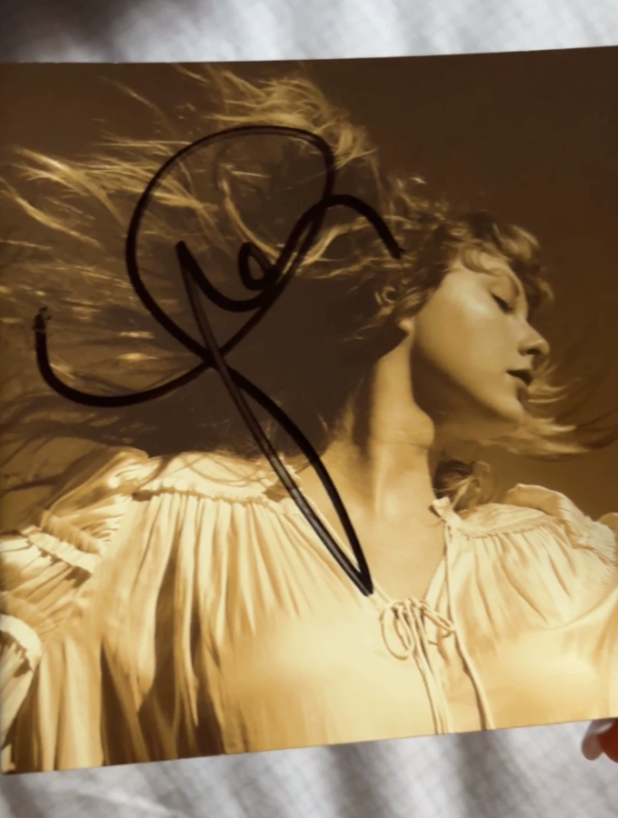 Taylor Swift – Fearless Taylor’s Version Signed CD Open Box