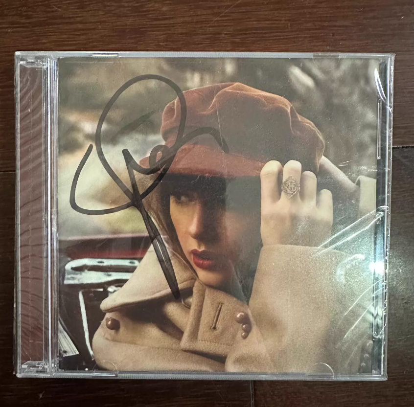 Taylor Swift – Red (Taylor’s Version) Signed CD Sealed