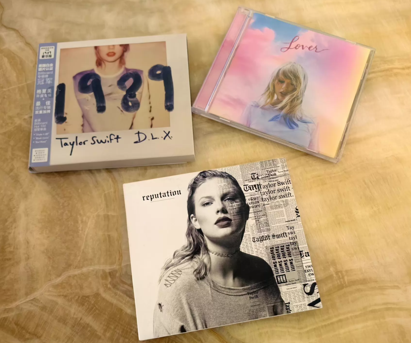 Taylor Swift – Reputation + 1989 DLX + Lover CD Bundle Standard