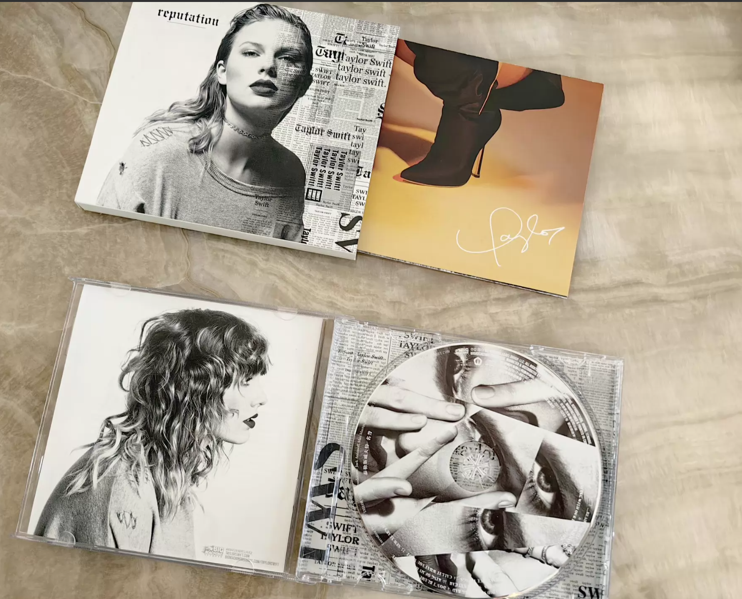 Taylor Swift – Reputation + 1989 DLX + Lover CD Bundle Standard Editions Used