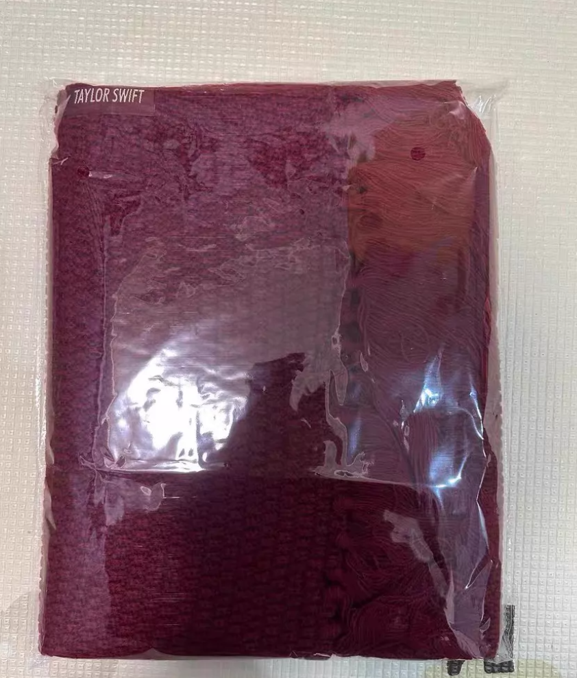 Taylor Swift – All Too Well Red Scarf Official Merch Brand New Unused
