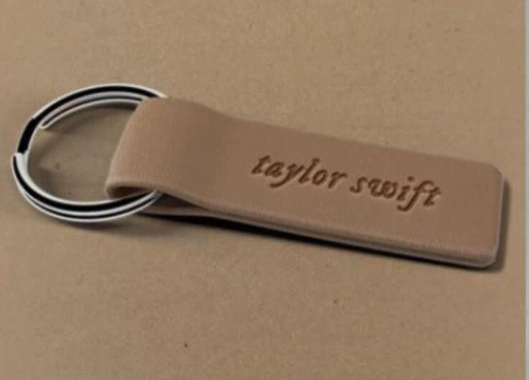 Taylor Swift – Beautiful Things Leather Keychain Official New