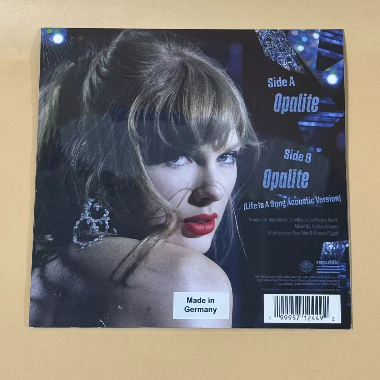 Taylor Swift Opalite Blue Pearl 7” Vinyl Sealed Mint