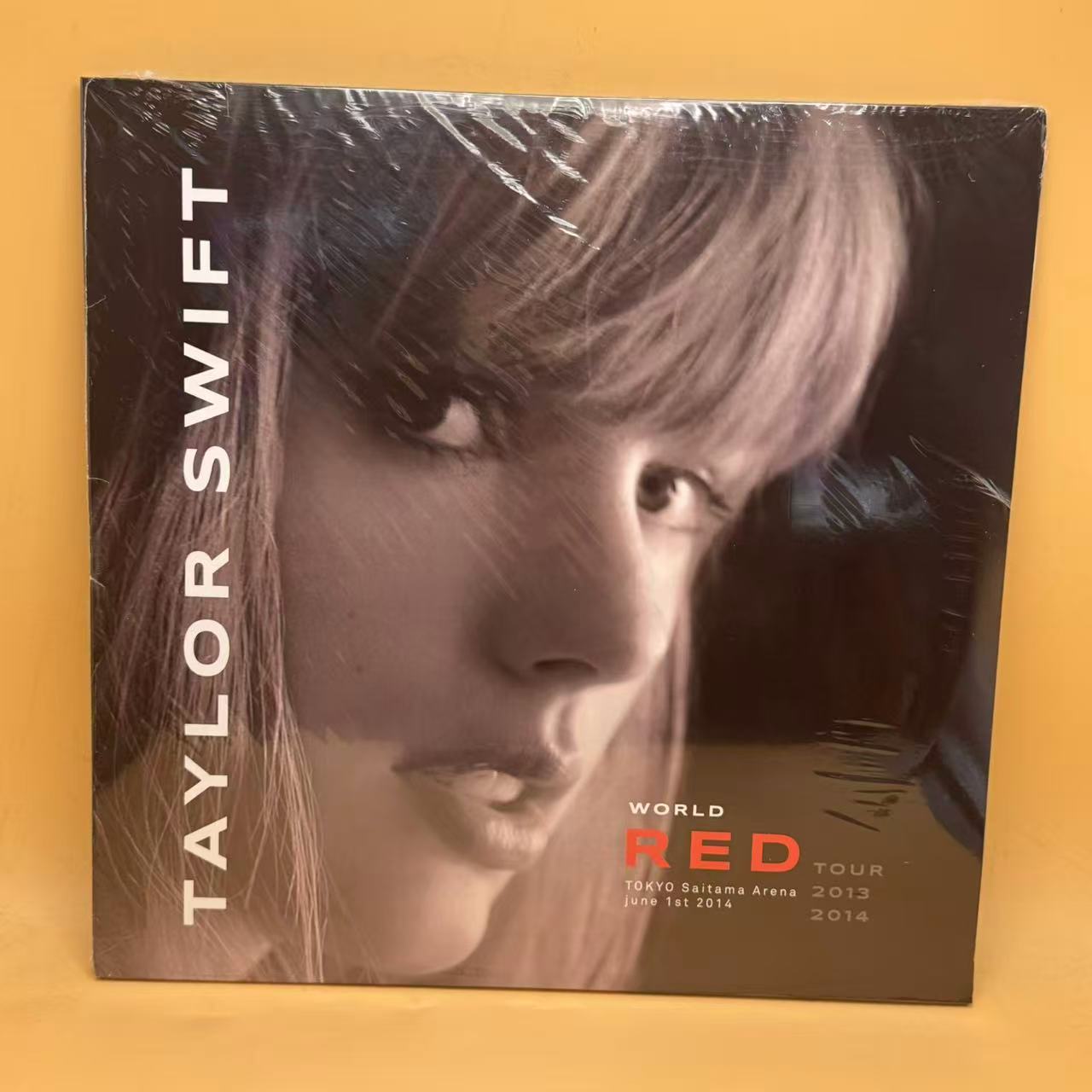Taylor Swift – World Red Tour (2 x Vinyl, LP, Limited Edition, Numbered, Unofficial Release, Colored)