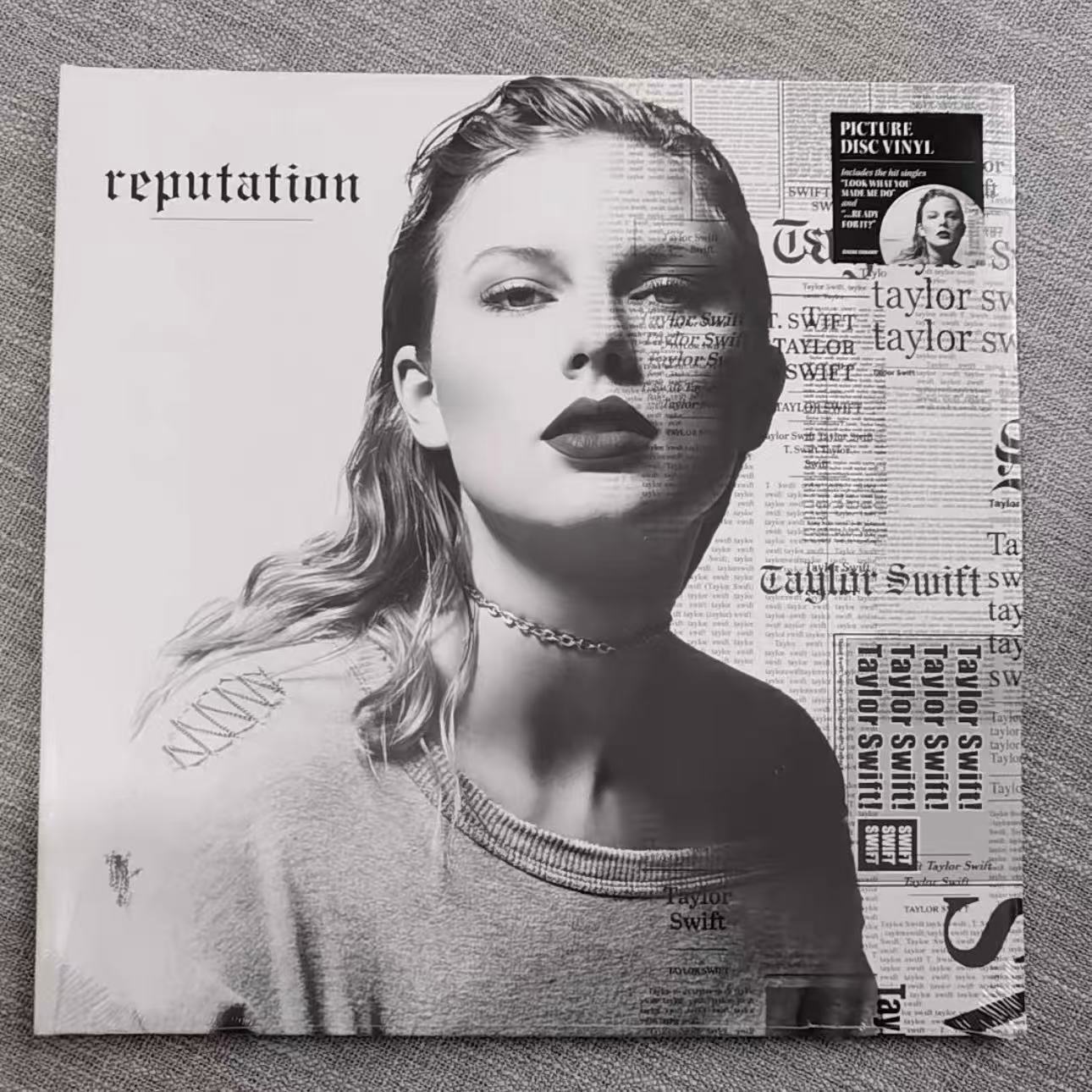 Taylor Swift – Reputation | 2LP Black Vinyl (Picture Disc Edition)