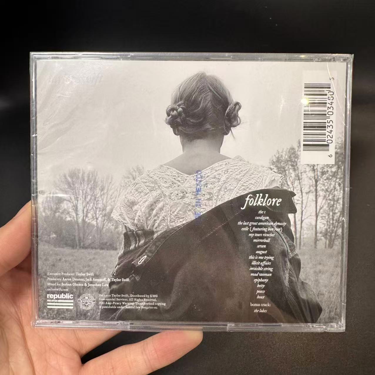 Taylor Swift - folklore Hand-Signed CD Sealed Authentic