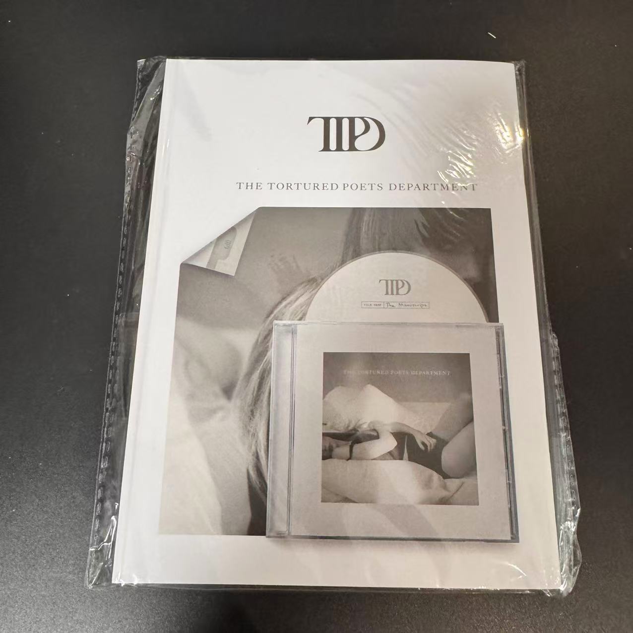 Taylor Swift TTPD Bilingual Lyrics Booklet Chinese English Version