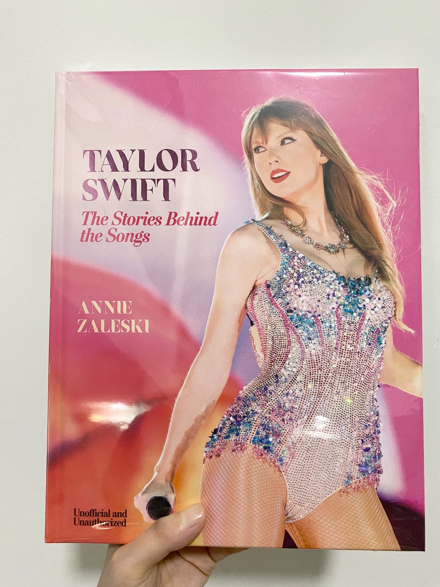Taylor Swift — The Stories Behind the Songs Unofficial Reference Book + Poster — New