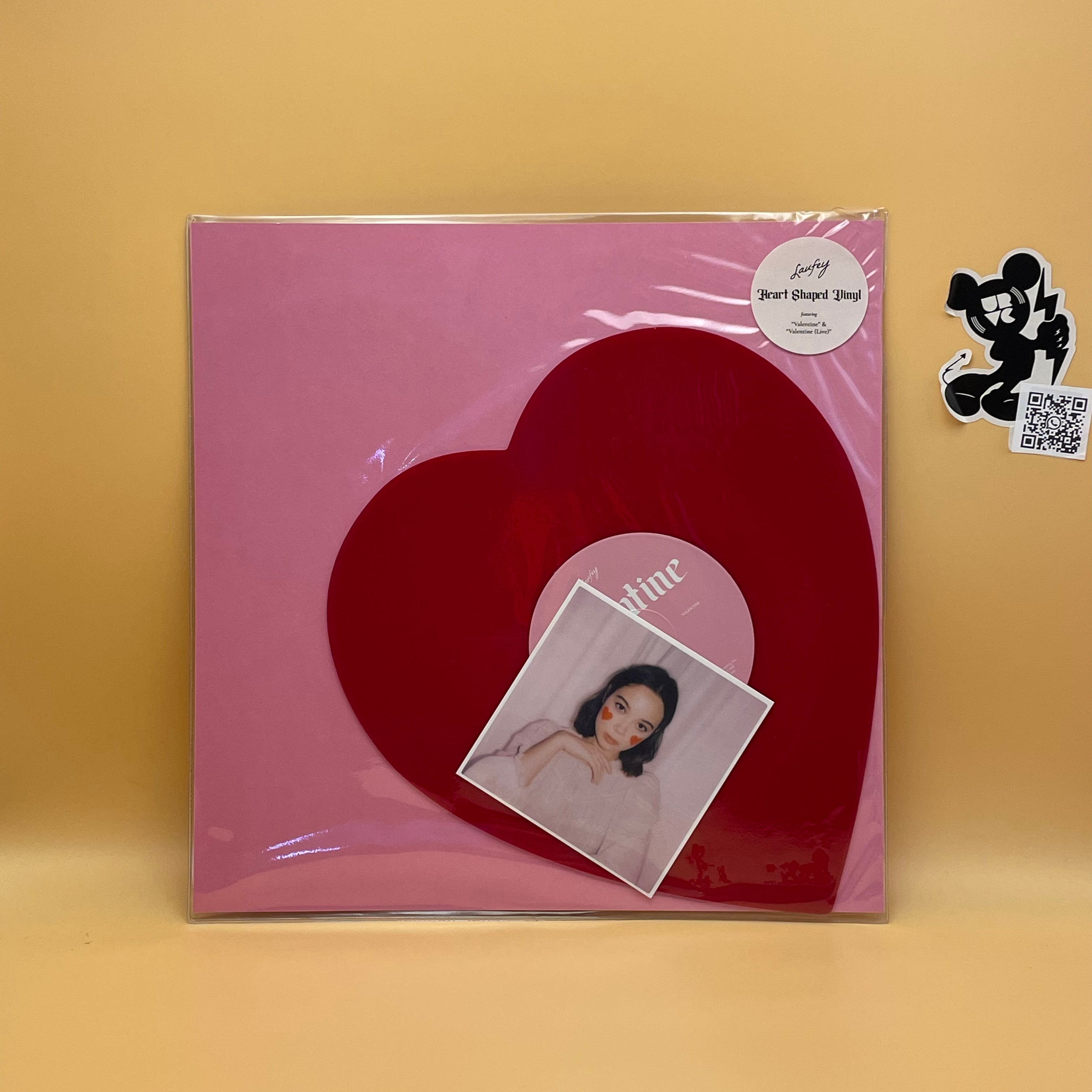 Laufey – Valentine – Vinyl (Pink, 7