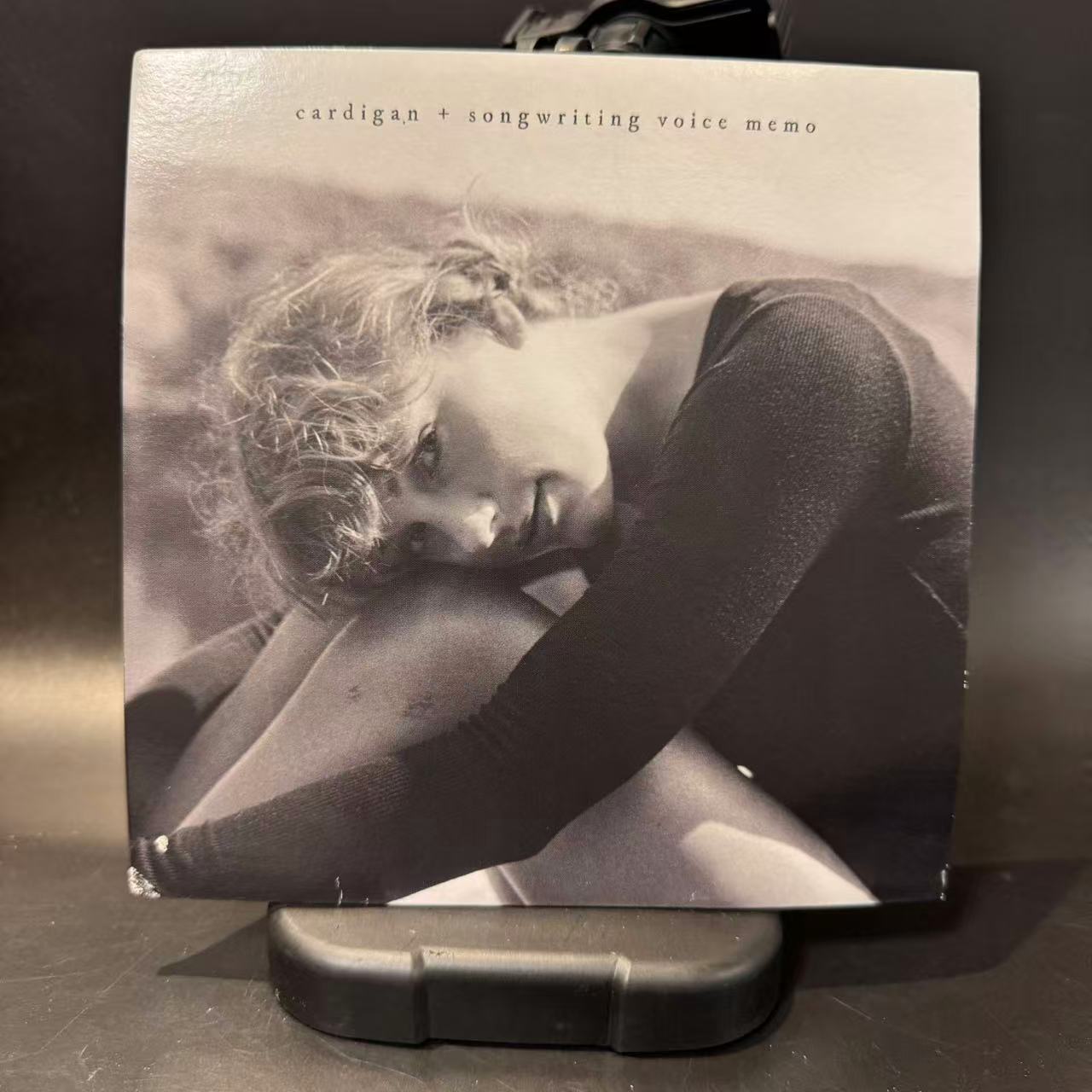 Taylor Swift – cardigan Gold Vinyl 7-Inch Single