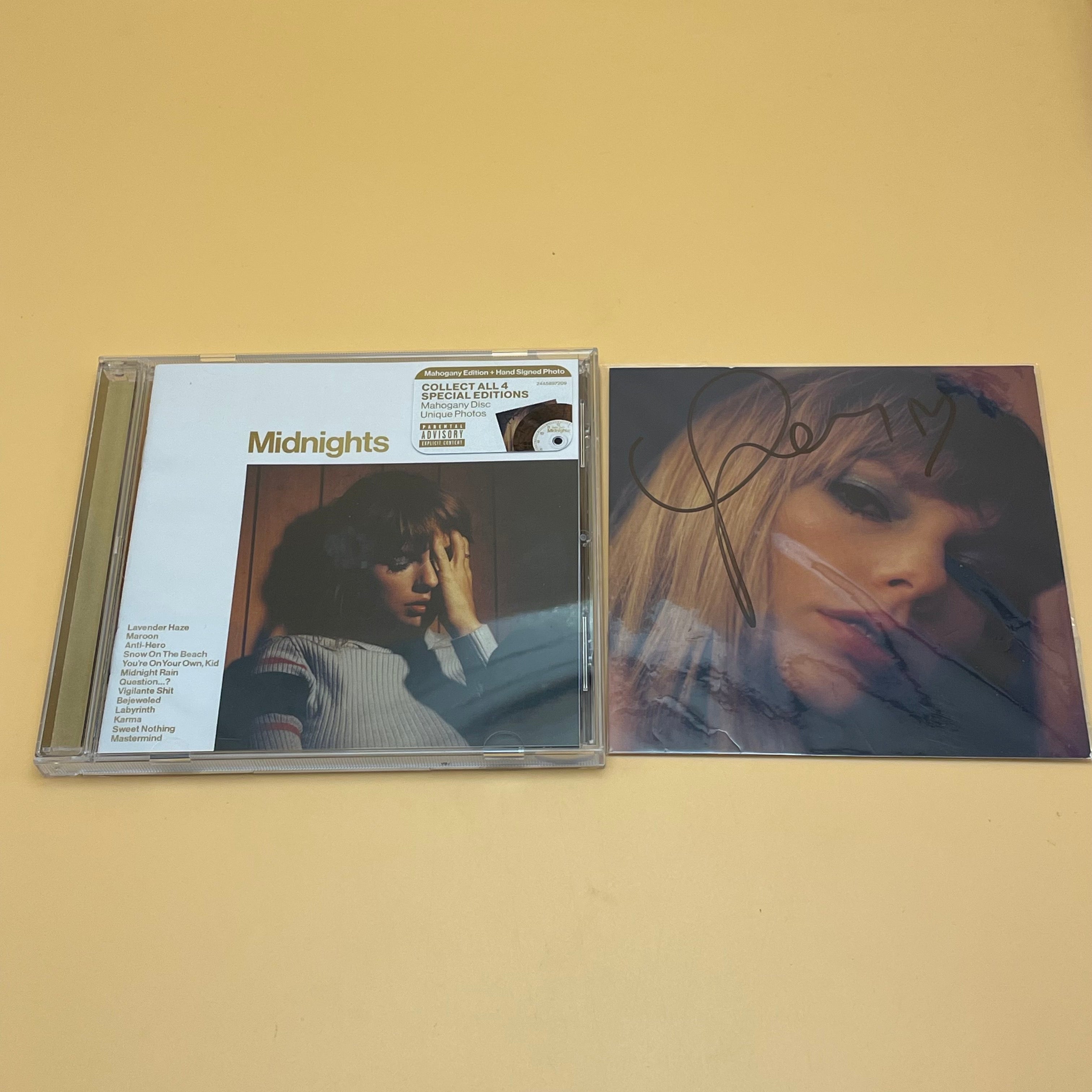 Taylor Swift The Manastory サイン入りCD Taylor Swift The Manastory サイン入りCD