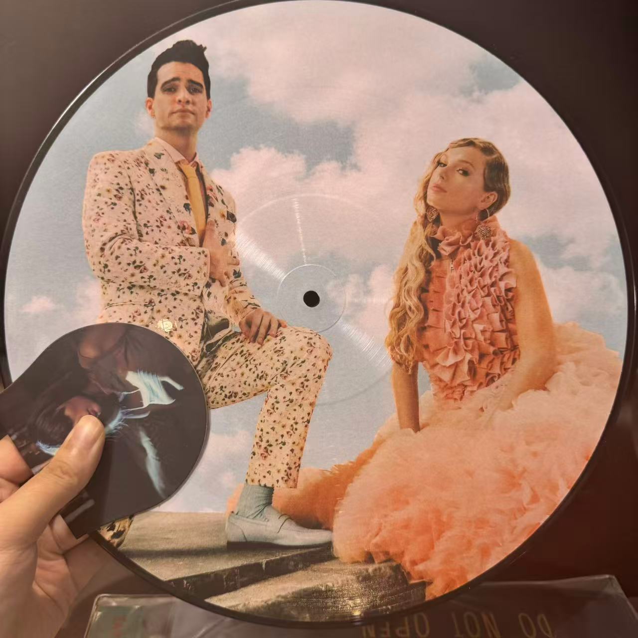 Taylor Swift - Me! (Billboard Music Awards Live Rehearsal Audio) (12", Single, Ltd, Pic)