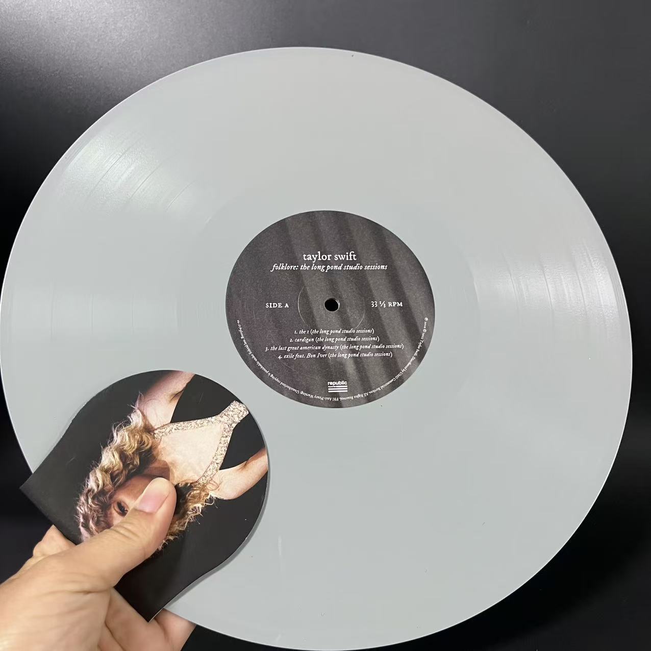 Taylor Swift – Folklore: The Long Pond Studio Sessions RSD Grey Vinyl 2LP NM/NM