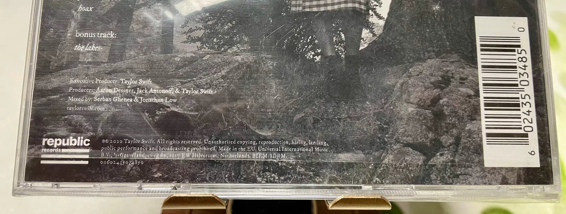 Taylor Swift folklore EU Deluxe CD — New Sealed