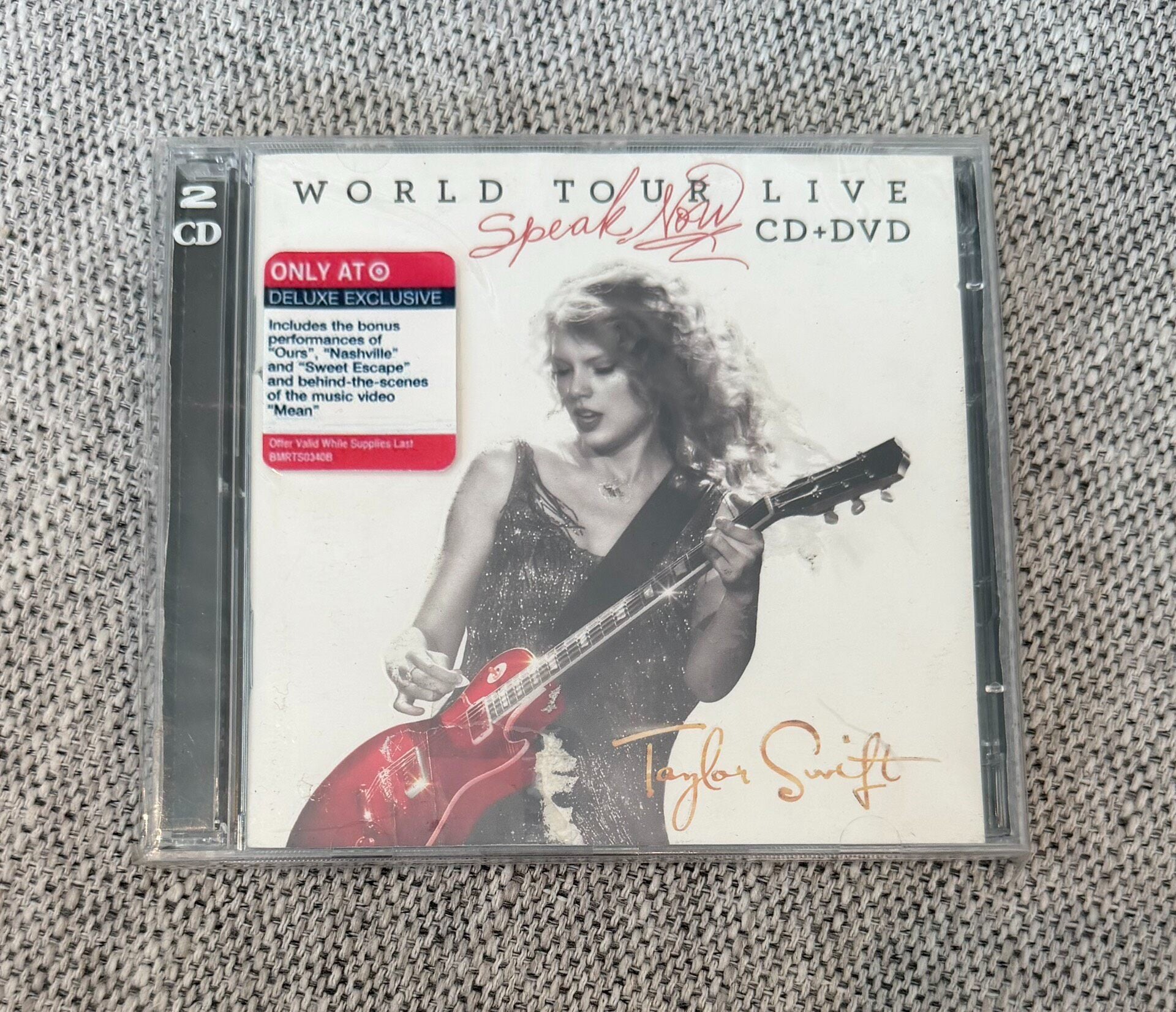 Taylor Swift – Speak Now World Tour Live Target Exclusive CD+DVD (US, Punched)