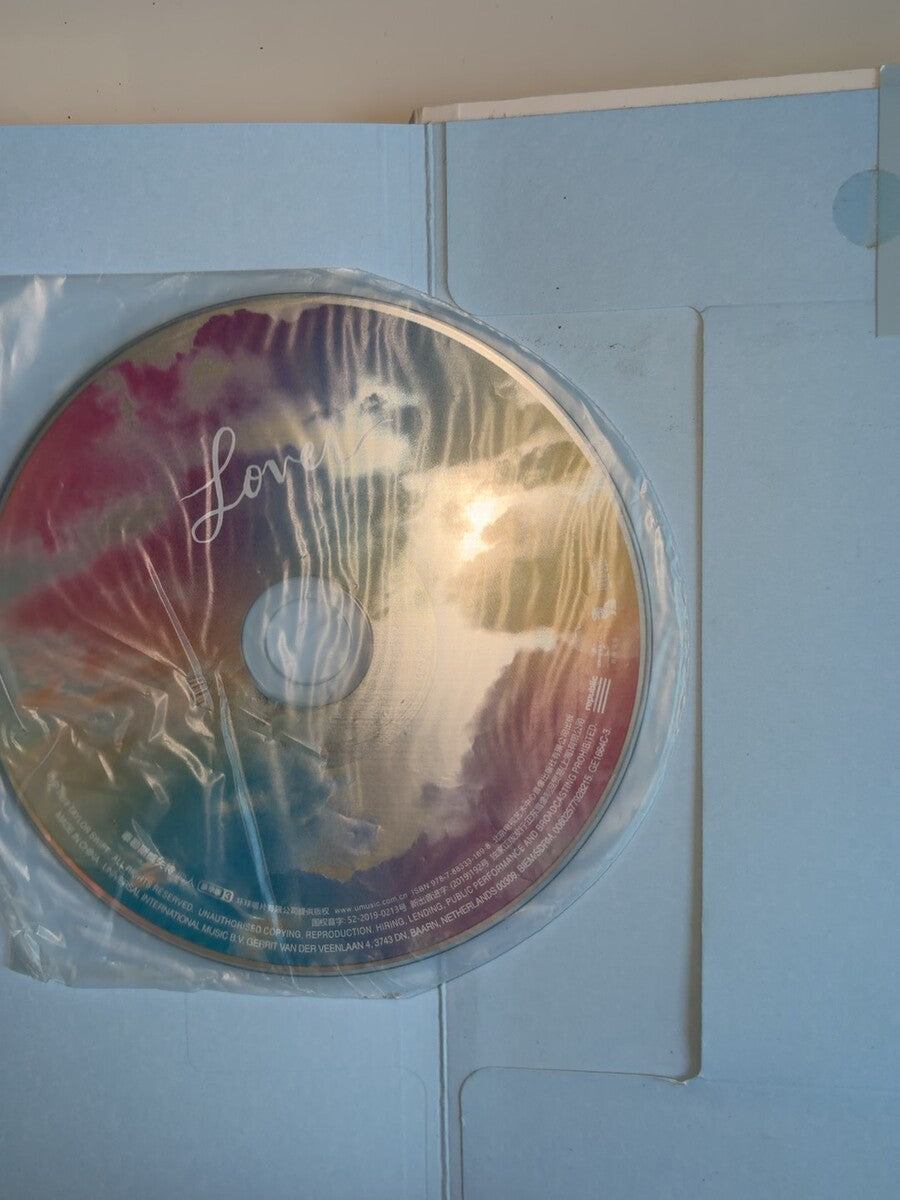 Taylor Swift – Lover Deluxe Journal Edition CD (China Edition, Opened)