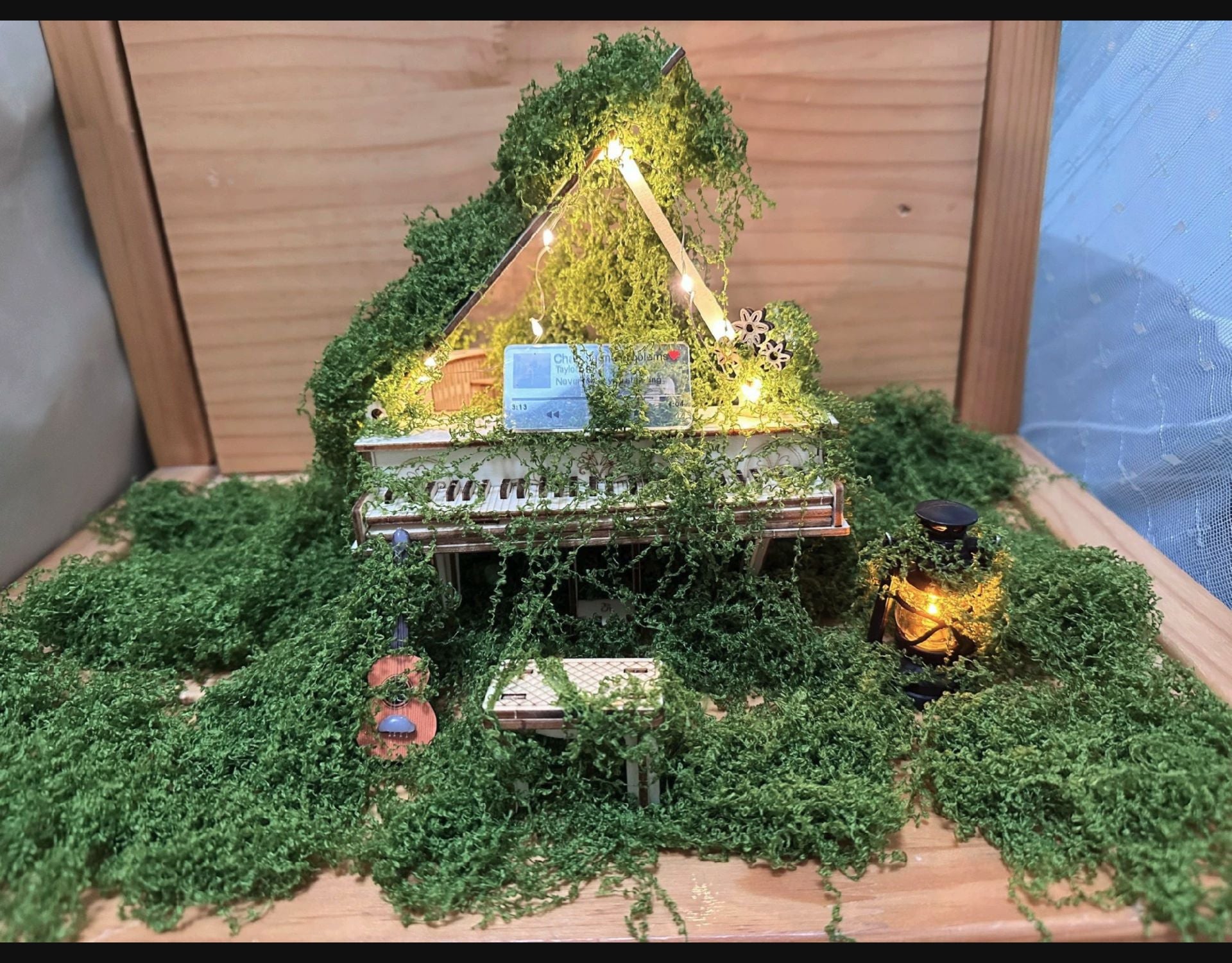 Taylor Swift Champagne Problems Piano Moss Diorama Display — Full Set — Unofficial