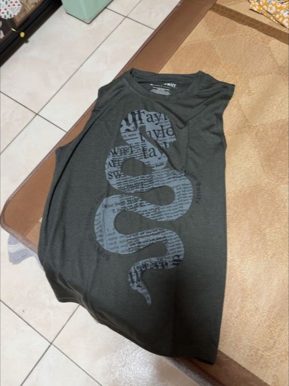 Taylor Swift reputation Official Snake T-Shirt Dark Green – New Unworn