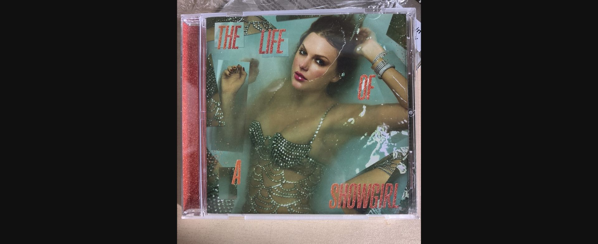 Taylor Swift The Life of a Showgirl Signed CD – Version 4