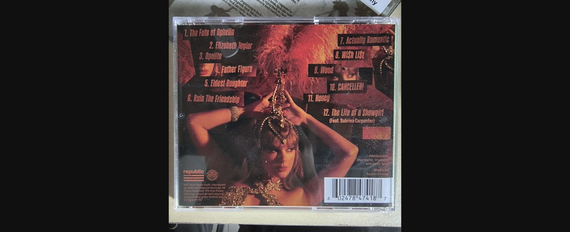 Taylor Swift The Life of a Showgirl Signed CD – Version 4