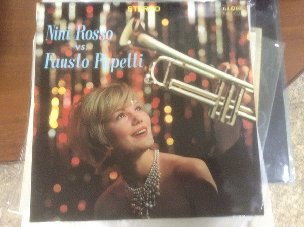 Nini Rosso, Fausto Papetti : Nini Rosso vs.Fausto Papetti  (LP, Comp)
