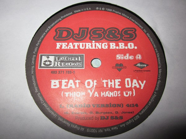 DJ S&S : Beat Of The Day (Throw Ya Hands Up) (12")