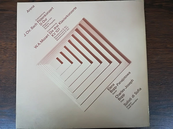 Johann Christian Bach - Wolfgang Amadeus Mozart, Elena Bopp-Panajotowa, Charles-Joseph Bopp, Sofia Soloists Chamber Orchestra, Vassil Kazandjiev : Flotenkonzert D-Dur / Die Drei Klavierkonzerte (LP, Album)