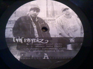 Twin Beredaz : Jezebel / Middle Fingaz (12")