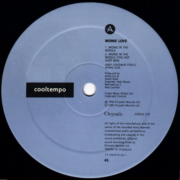 Monie Love : Monie In The Middle (12")