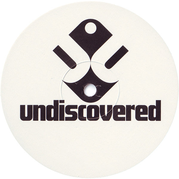 The Messengers Featuring Lisa Millett : Spread Love (12", Promo)